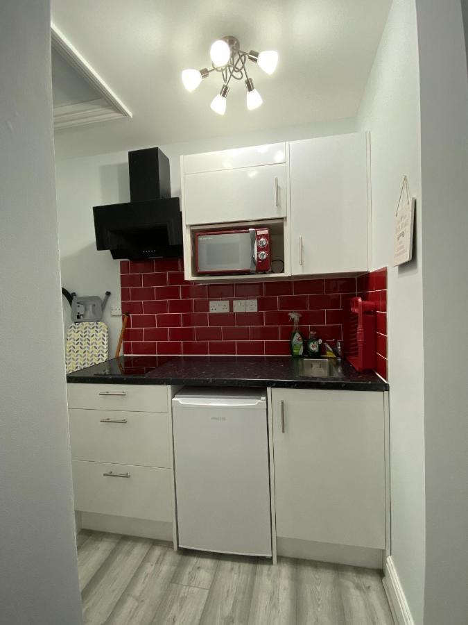Comfortable - Cosy - Budget Studios In City Center Лондон Екстер'єр фото