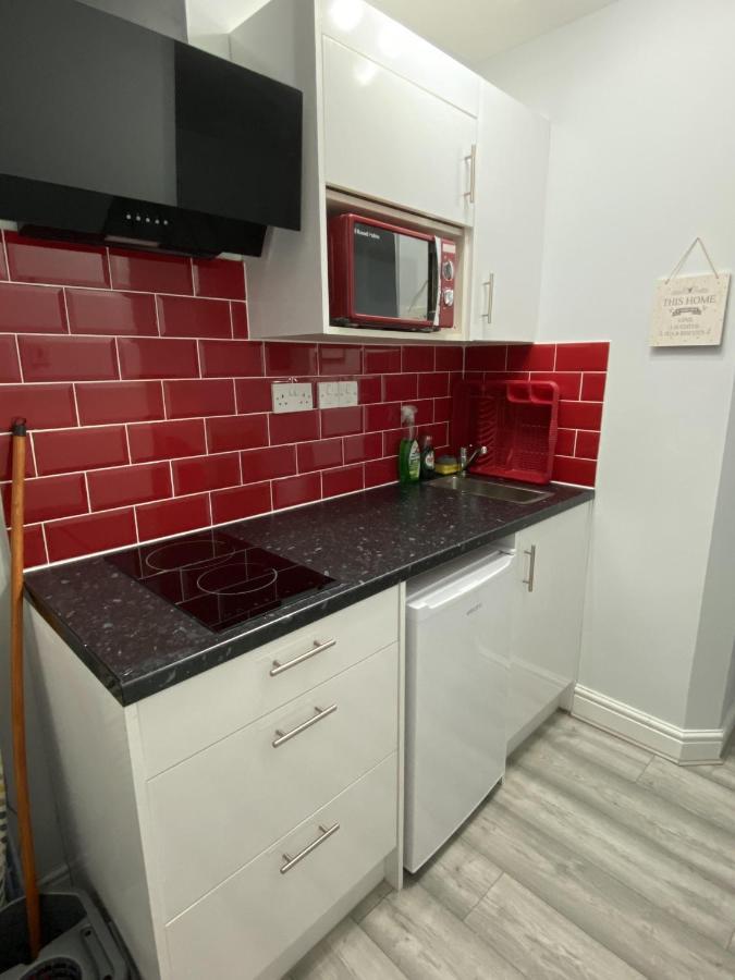 Comfortable - Cosy - Budget Studios In City Center Лондон Екстер'єр фото