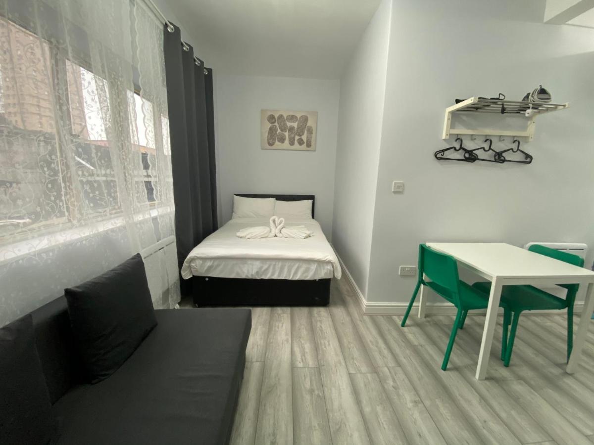 Comfortable - Cosy - Budget Studios In City Center Лондон Екстер'єр фото