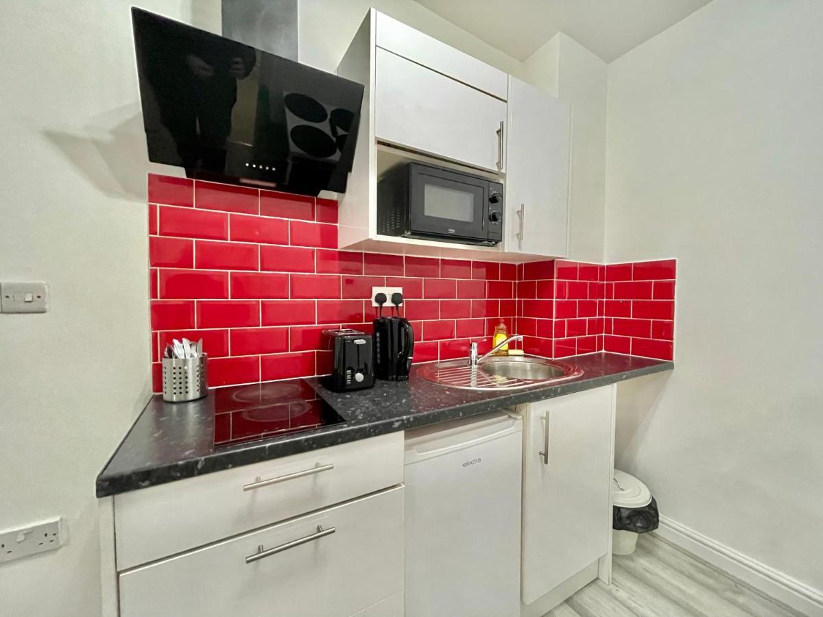 Comfortable - Cosy - Budget Studios In City Center Лондон Екстер'єр фото