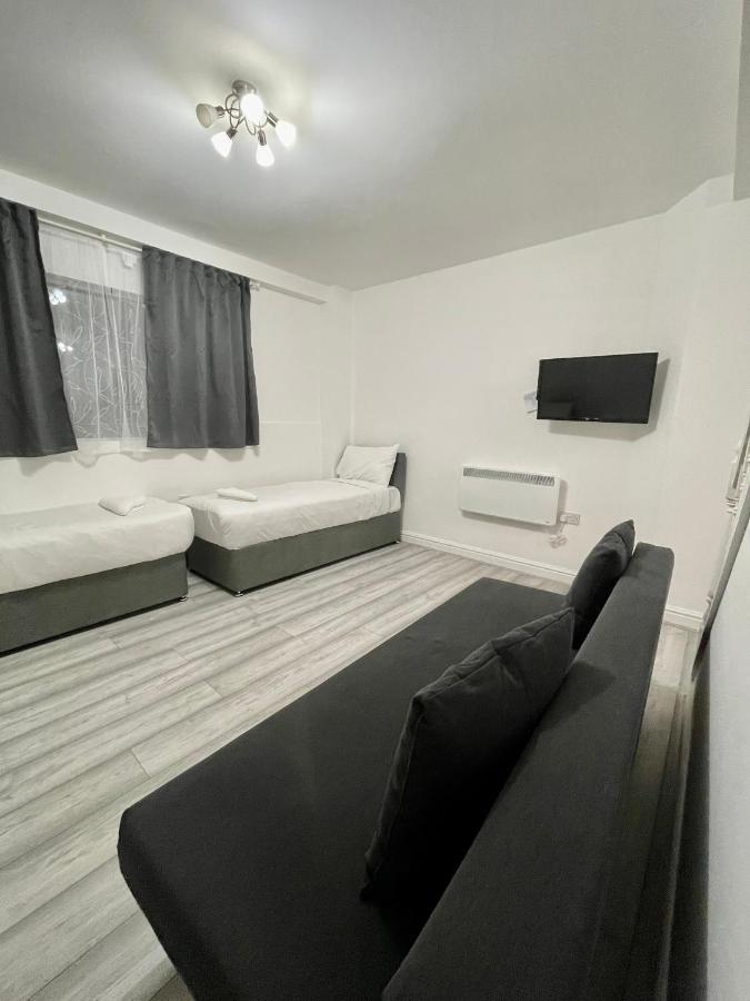 Comfortable - Cosy - Budget Studios In City Center Лондон Екстер'єр фото