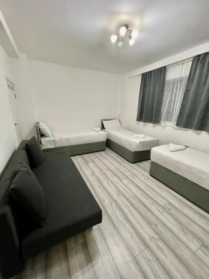 Comfortable - Cosy - Budget Studios In City Center Лондон Екстер'єр фото