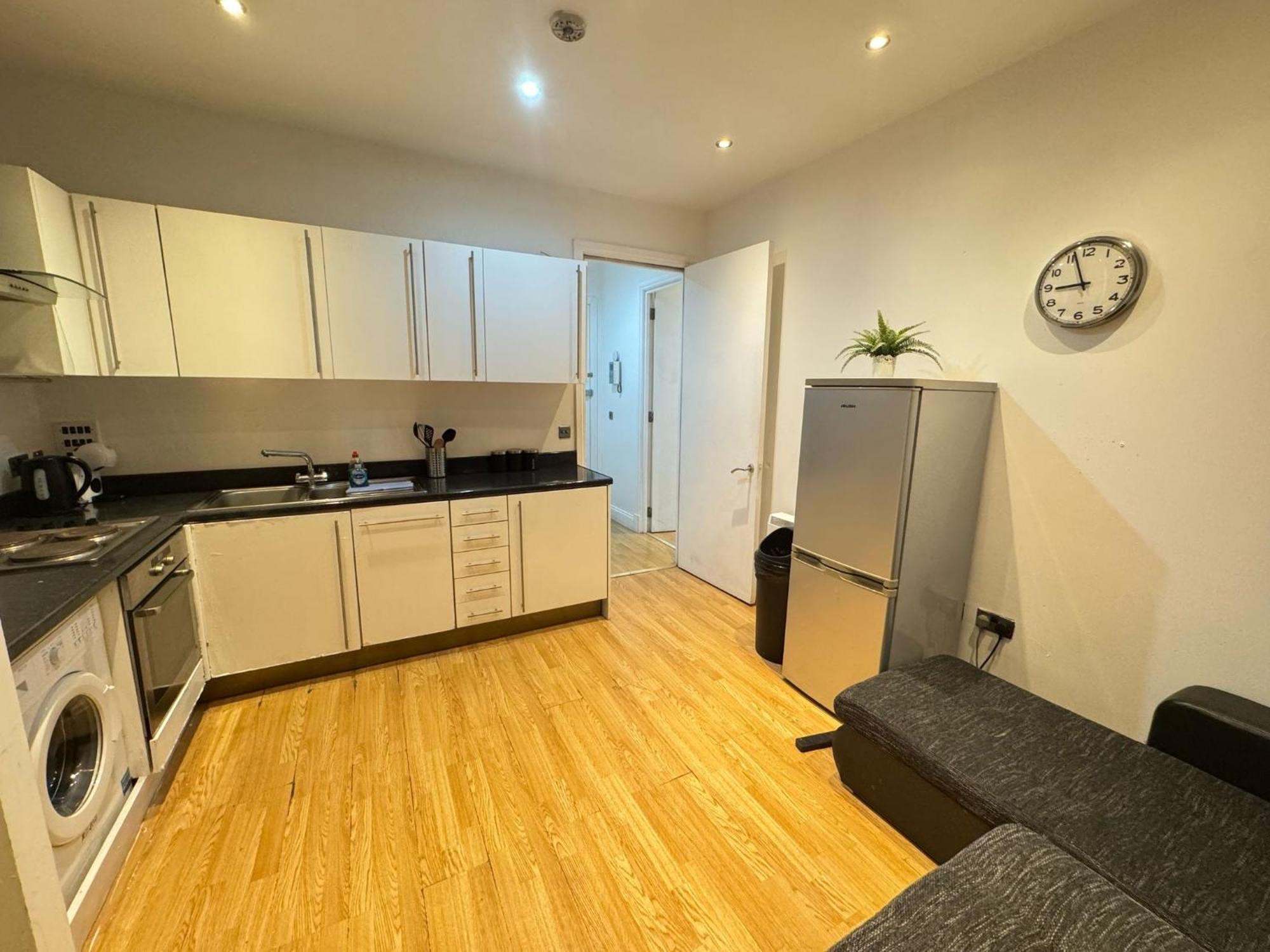 Comfortable - Cosy - Budget Studios In City Center Лондон Екстер'єр фото