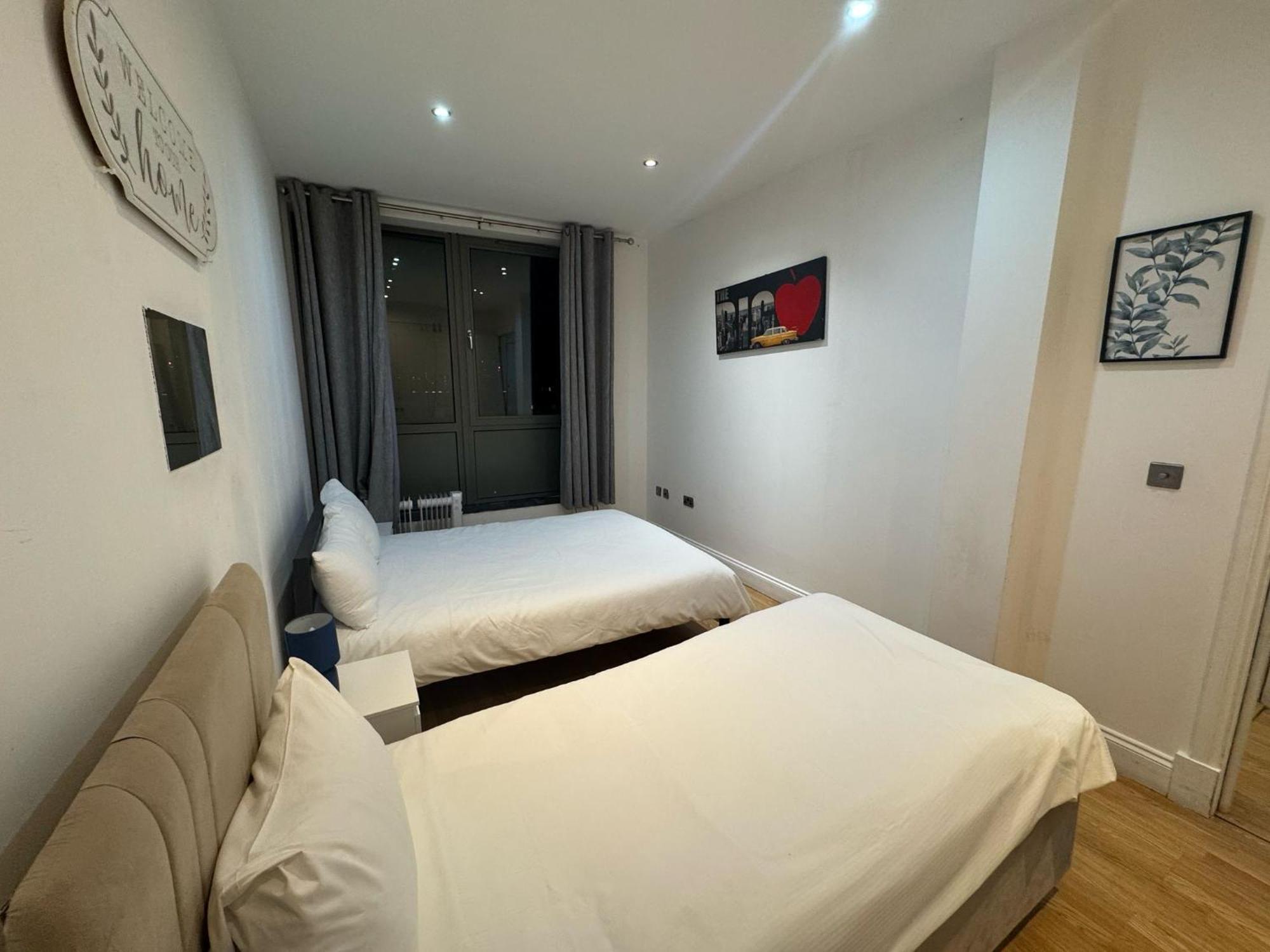 Comfortable - Cosy - Budget Studios In City Center Лондон Екстер'єр фото