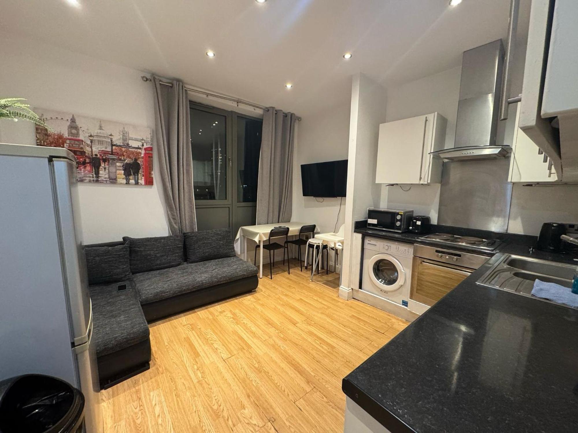 Comfortable - Cosy - Budget Studios In City Center Лондон Екстер'єр фото