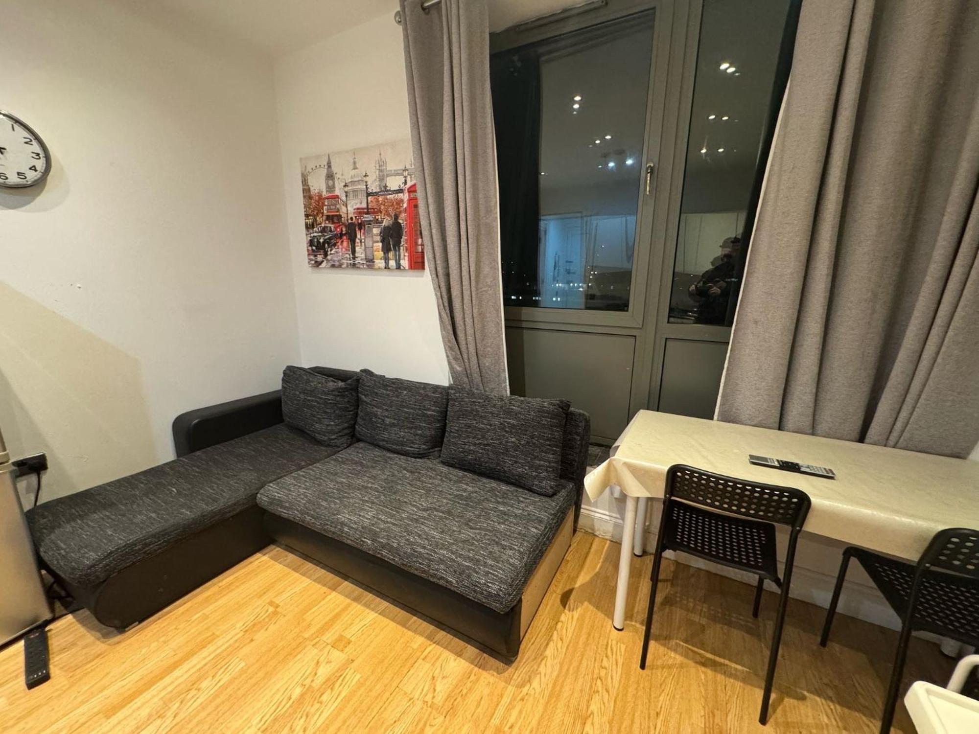 Comfortable - Cosy - Budget Studios In City Center Лондон Екстер'єр фото